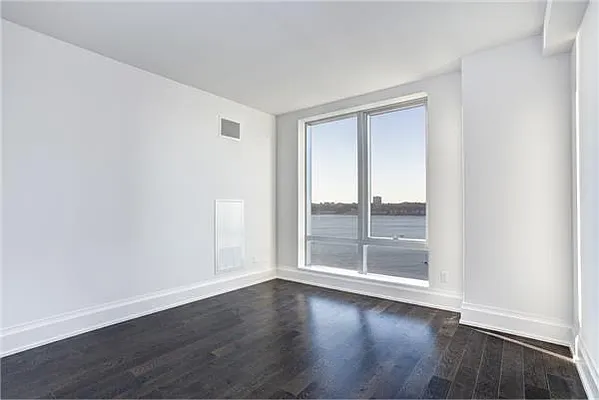 Rented by (Legacy) Elegran | media 29