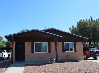 1313 Curnutt St, Las Cruces, NM 88011