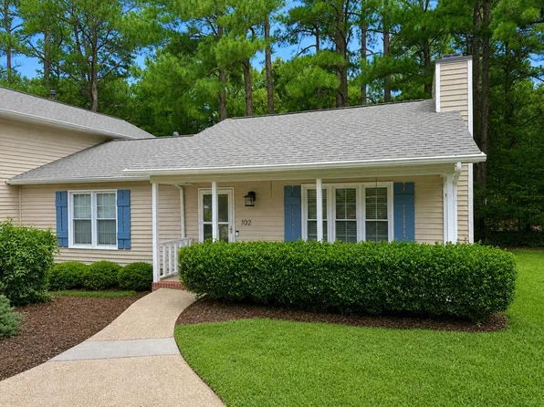 102 Fifer Ct, Cary, NC 27511