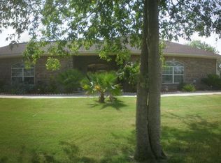 233 Copper Spur Ln, Victoria, TX 77905