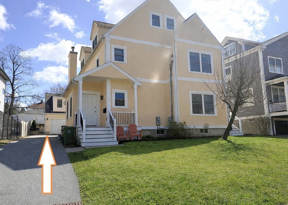 1st image of 32 Salisbury Rd #32