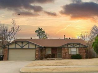 1008 Whispering Oaks Blvd, Moore, OK 73160