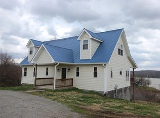 1049 Harbor View Ln, Waverly, TN 37185