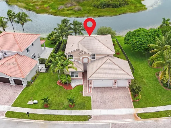 4116 SW 179th Way, Hollywood, FL 33029