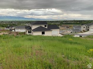 693 E Spring Creek Pkwy, Providence, UT 84332