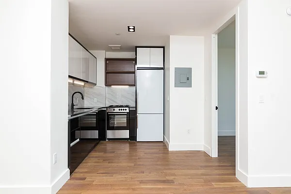 Rented by Nooklyn NYC LLC | media 27