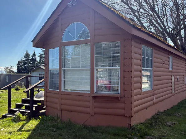 2997 N Heller Rd #12, Oak Harbor, WA 98277