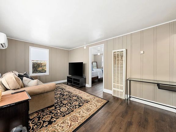 5th image of 6247 Pecan Ave