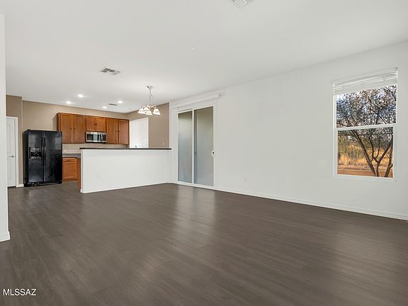 5th image of 726 W Paseo Celestial