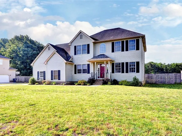 800 Canteberry Ln, Smithfield, VA 23430