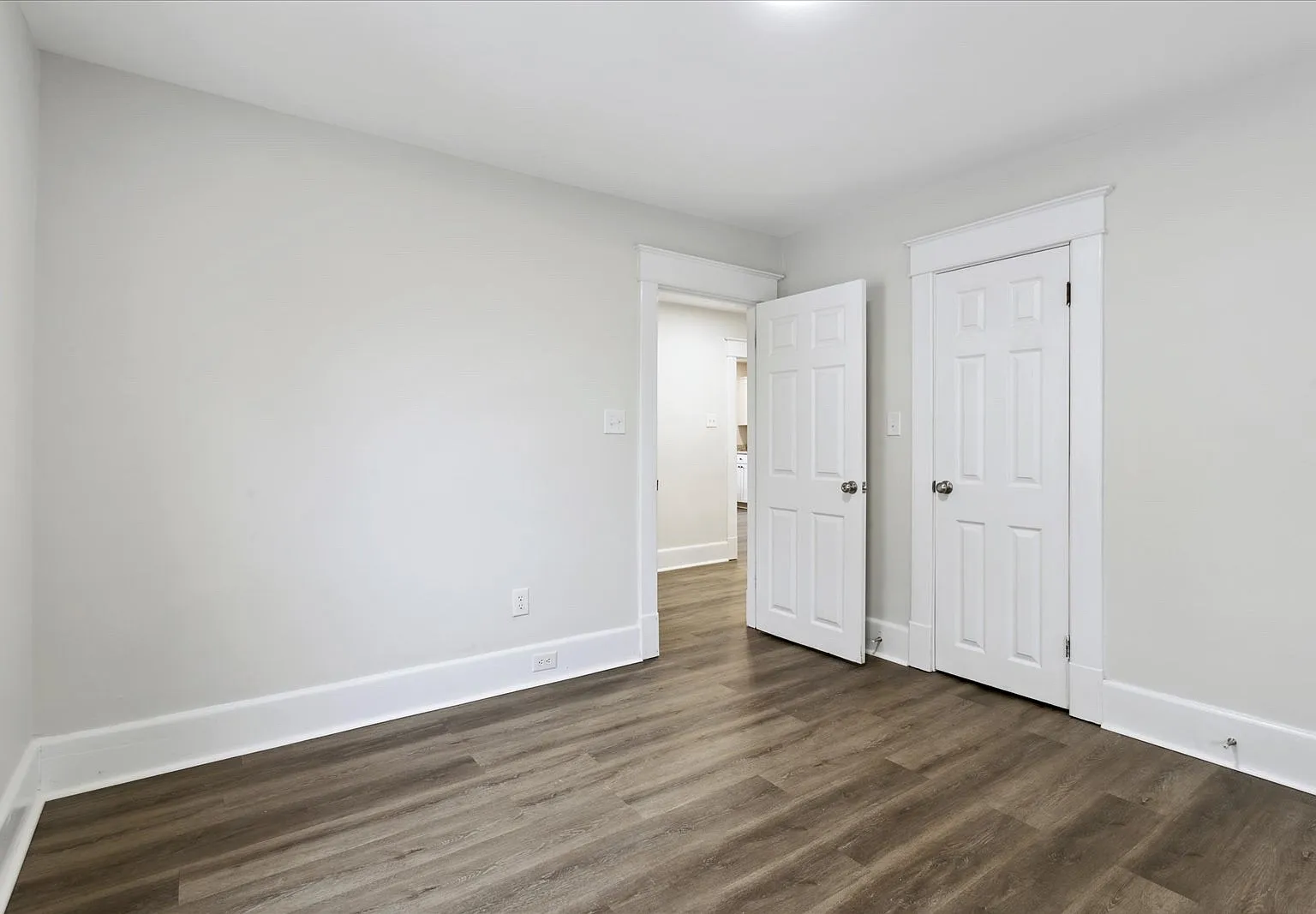 3 bed, 1000 sqft, $1,750 — Photo 3