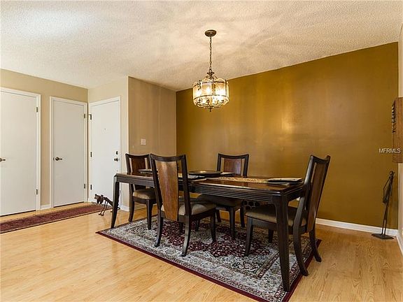 4th image of 5059 Jamaica Cir #15
