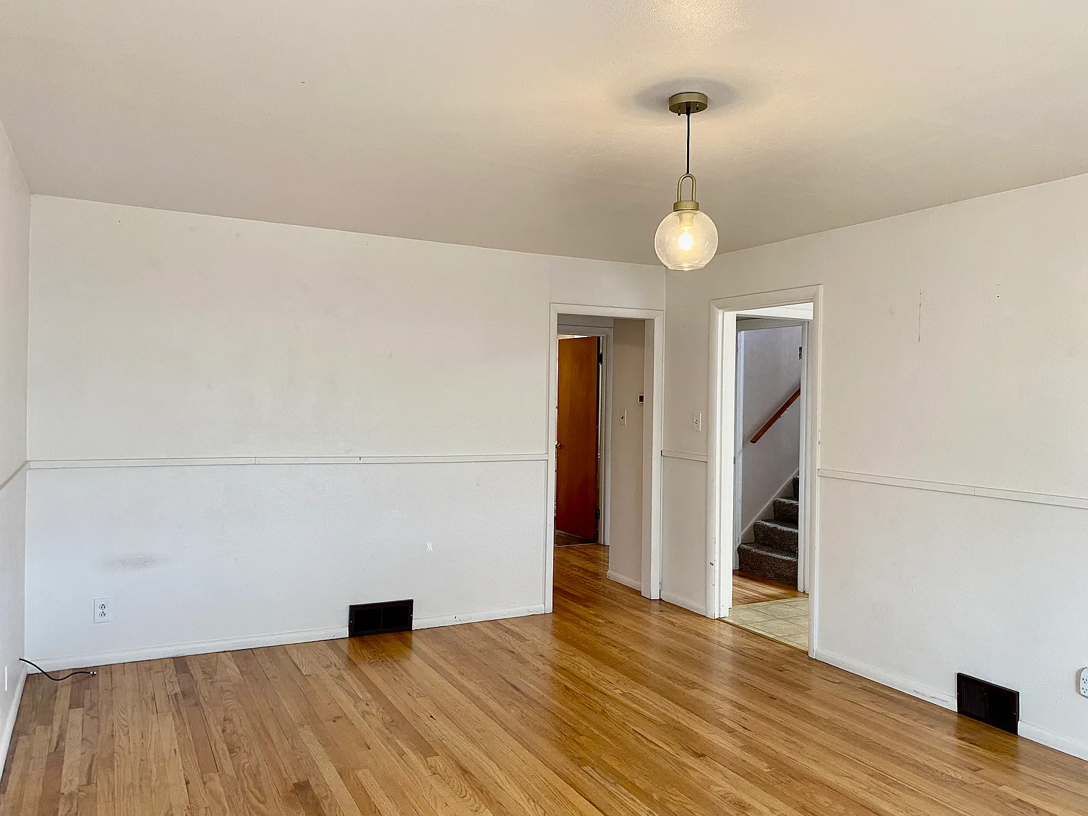 4 bed, 2978 sqft, $2,500 — Photo 3