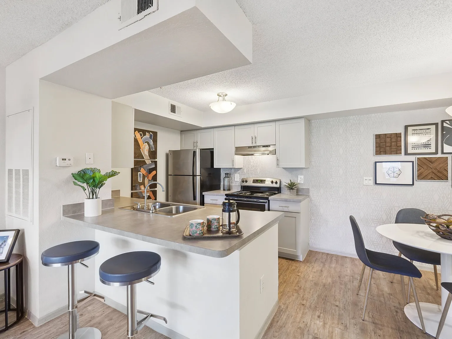 Alvista Sterling Palms — Photo 4