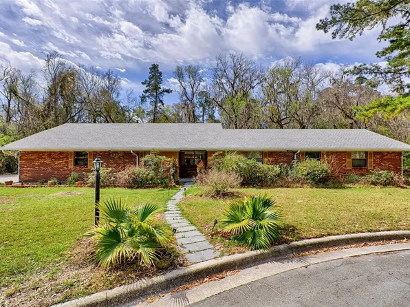 3957 NW 43rd Ct, Gainesville, FL 32606