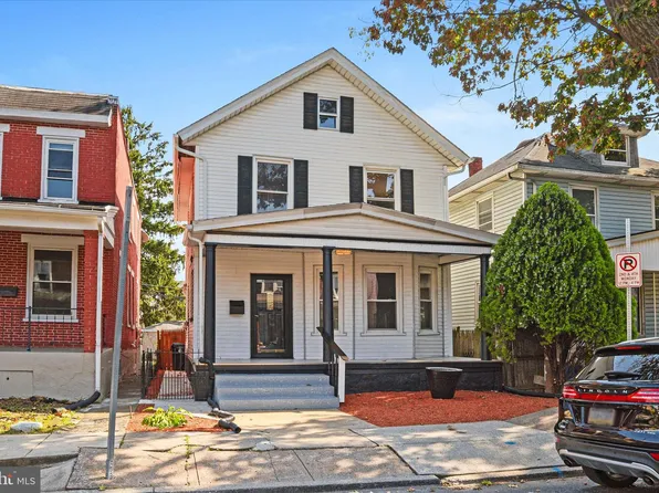 1913 Manada St, Harrisburg, PA 17104