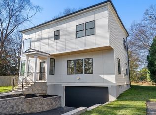 17 Russell Rd, Wellesley, MA 02482