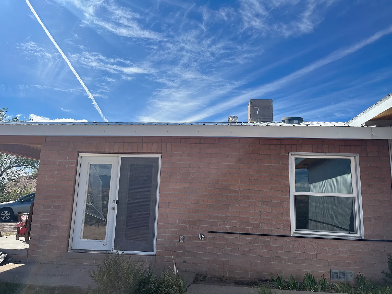 3 bed, 1810 sqft, $2,500 — Photo 4