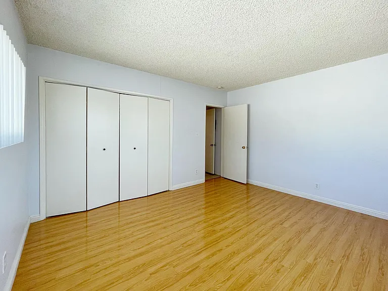 532 N New Ave #14 — Photo 15