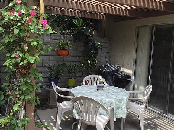 3rd image of 5307 Village Circle Dr