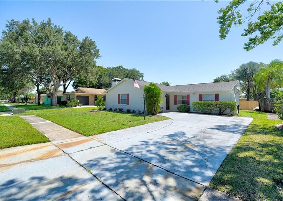 1st image of 431 Tangerine Dr