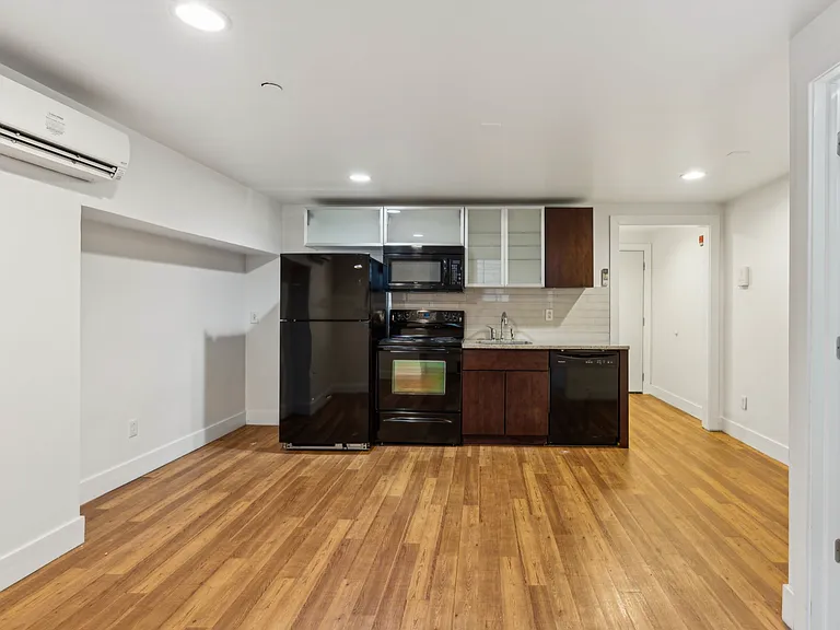 Modern Temple Apartments — Photo 6