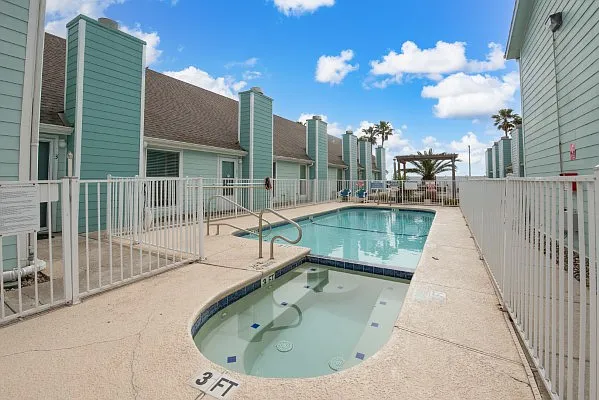 15201 Leeward Dr #A-5 — Photo 21