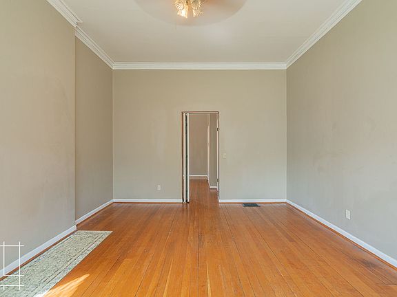 3rd image of 1315 Neil Ave
