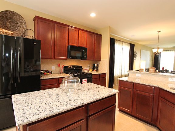 4th image of 13109 Southern Valley Dr