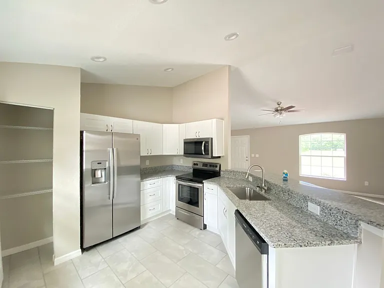 4490 SW 150th Pl — Photo 10