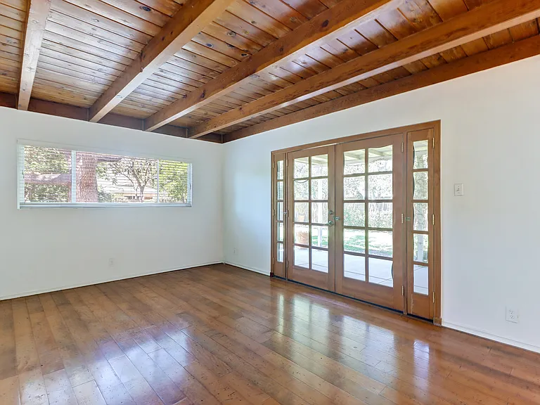 3021 Rhodelia Ave — Photo 14