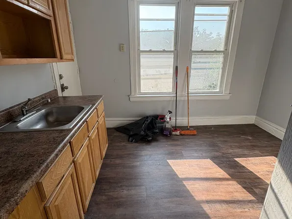 21 Vail St APT 2R, Newark, NJ 07106