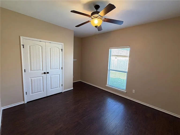 8317 Pocono Cir — Photo 21