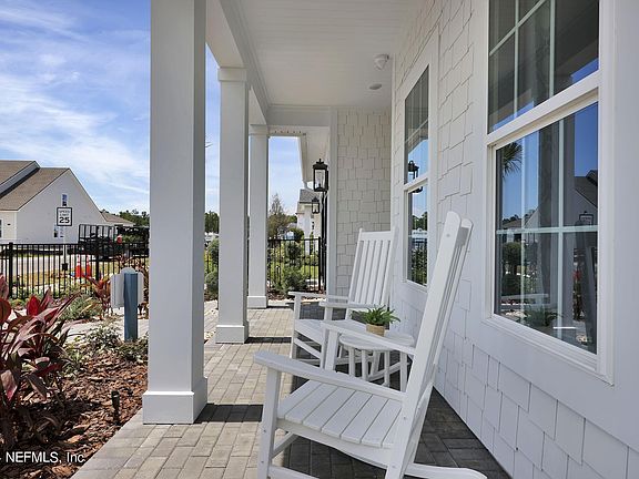3rd image of 78 SIENNA PALM Drive