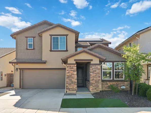 398 Atlantica Dr S, Madera, CA 93636