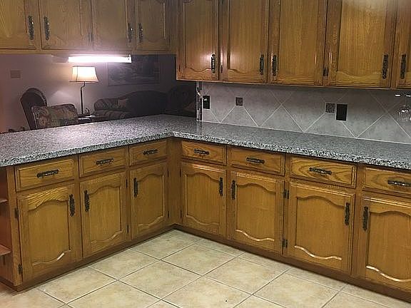 New Granite Counter-tops!