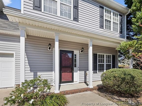 3rd image of 3558 Sturbridge Dr