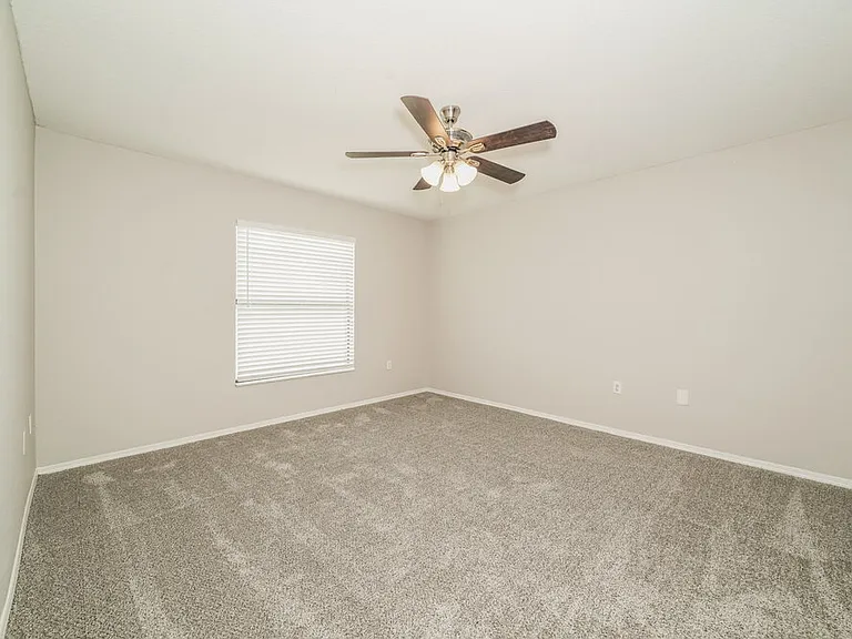 8179 Woodvine Cir — Photo 8