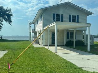 390 Morse Rd, Swansboro, NC 28584