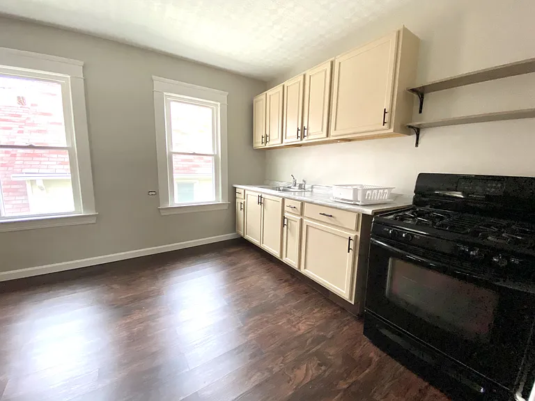 3900 Robert Ave — Photo 3