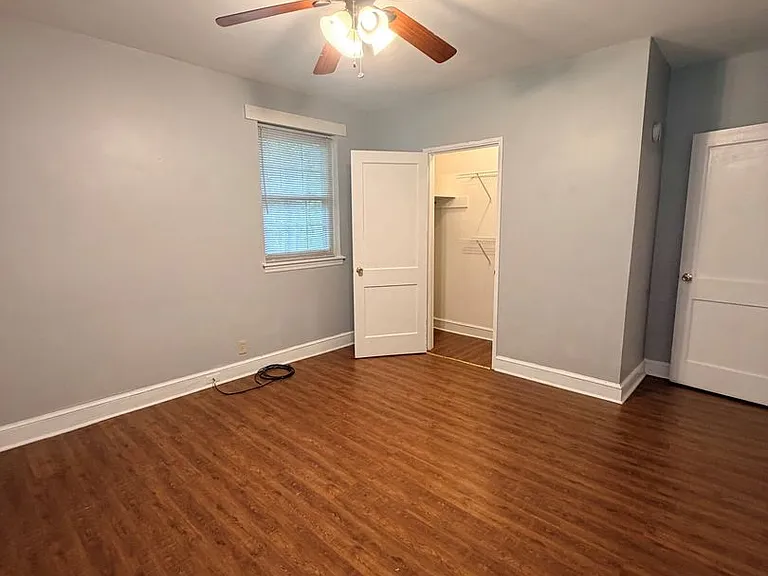 302 Bowles Ave — Photo 12