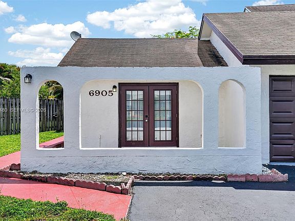 4th image of 6905 SW 104th Ct