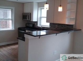 9030 S Blackstone Ave, Chicago, IL
