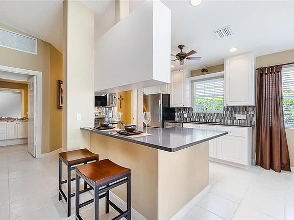 4th image of 7546 Quinto Dr