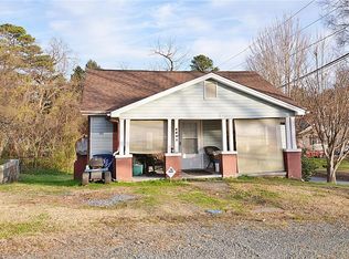 4401 Ogburn Ave, Winston Salem, NC 27105