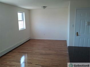 213 Beach 31st St #2, Far Rockaway, NY 11691