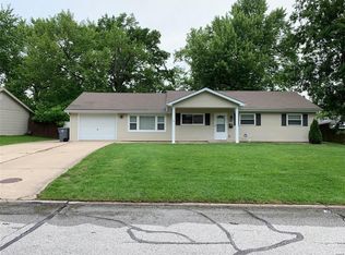 505 Saint Christopher Dr, O'Fallon, MO 63366