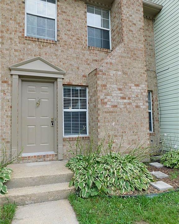 1st image of 3305 Scarborough Way