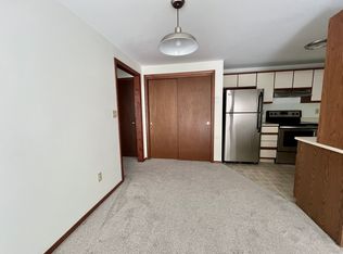 393 Center St #41, Auburn, ME 04210