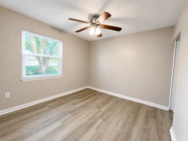 4111 Prince Ln — Photo 13